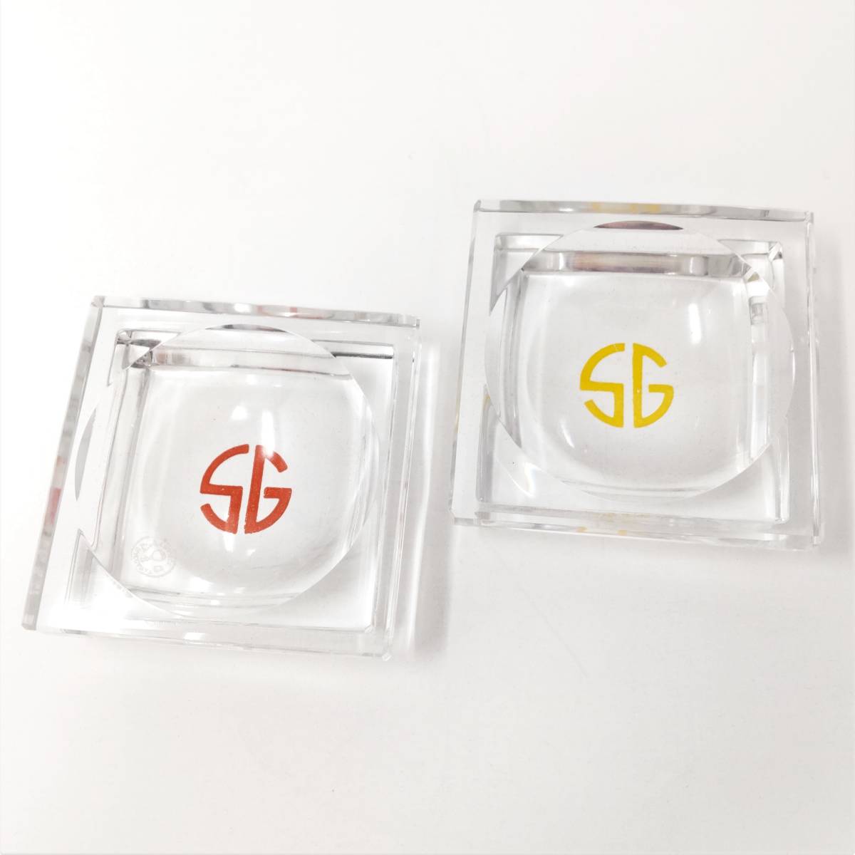 バカラ BACCARAT エナメル彩 ミニプレート 小物入れ 4枚セット バカラ BACCARAT エナメル彩 ミニプレート 小物入れ 4枚セット