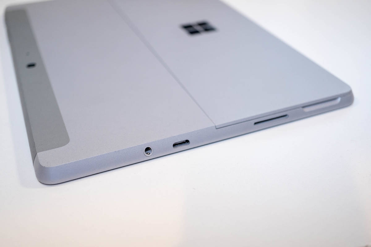 独特な店 愛用 開封のみMicrosoft 保証あり】surface Surface 128GB