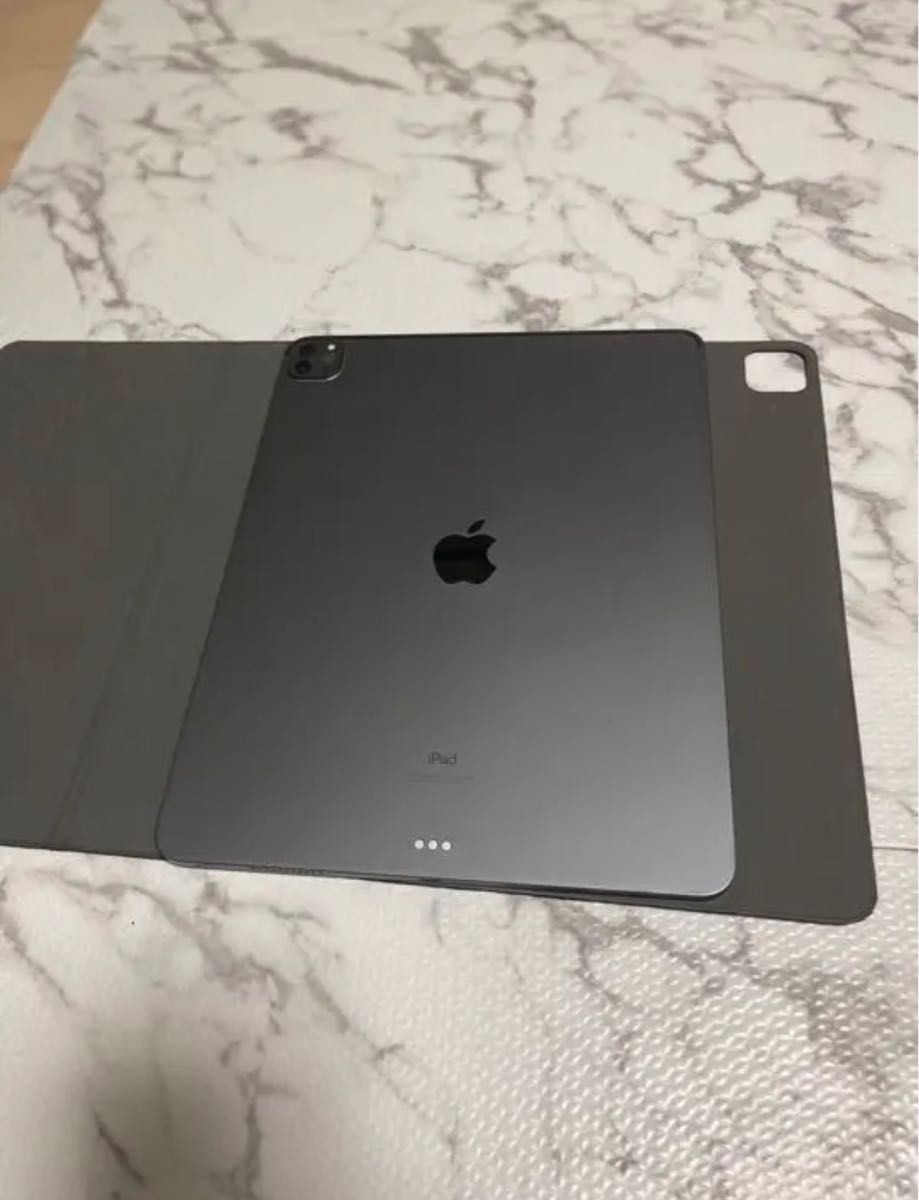 最終値下げ iPad Pro スペースグレイ Wi-Fiモデル 128GB 12.9インチ 第5世代