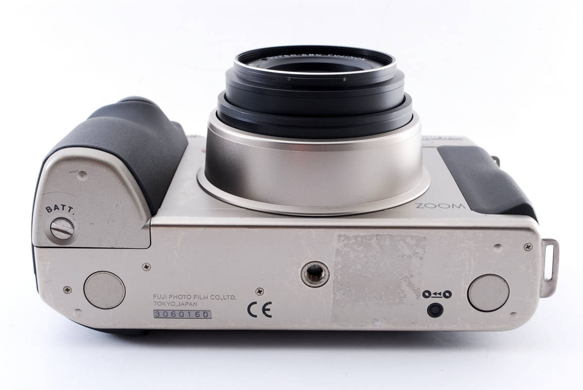 1円　【革ケース付　極上品】 Fujifilm フジフィルム GA645 Zi Proffesional　カメラ 取説＆電池付属　同梱可能　#7009 - 8