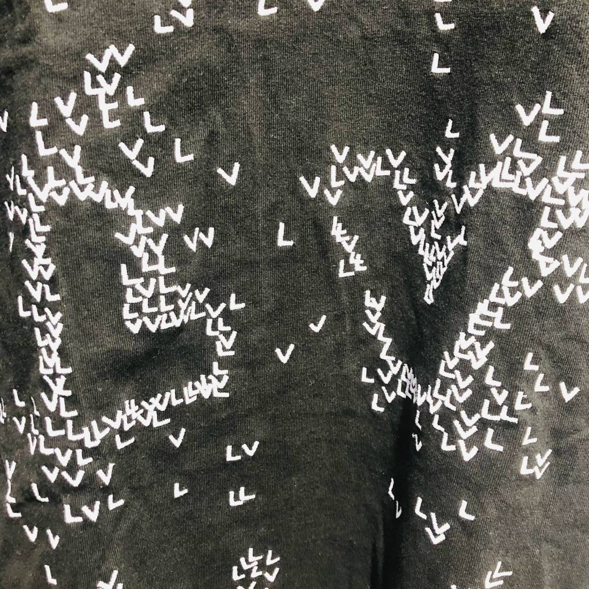 LOUIS VUITTON ルイヴィトン 22SS スプレッドエンブロイダリーTシャツ