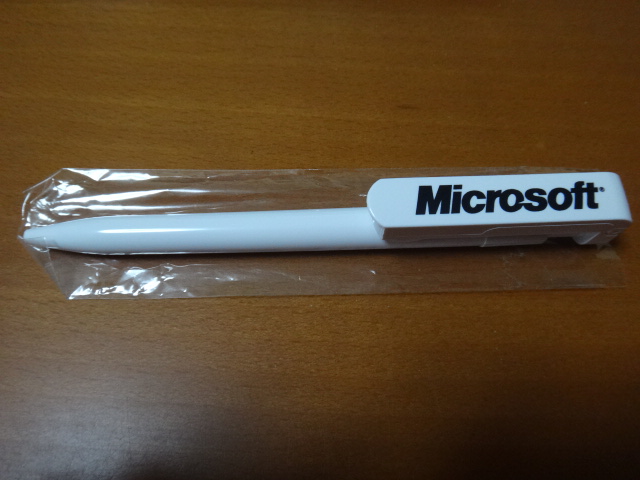 * Microsoft 3 color ballpen sharp pen ... attaching ballpen *