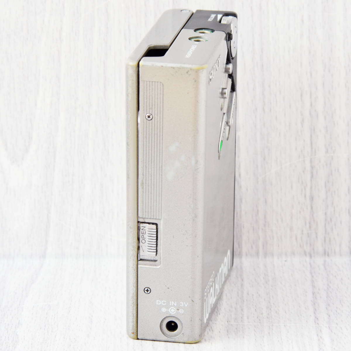 SONY WALKMAN WM-2 カセットウォークマン 修理・整備済 完動品 SONY WALKMAN WM-2 カセットウォークマン 修理・整備済 完動品