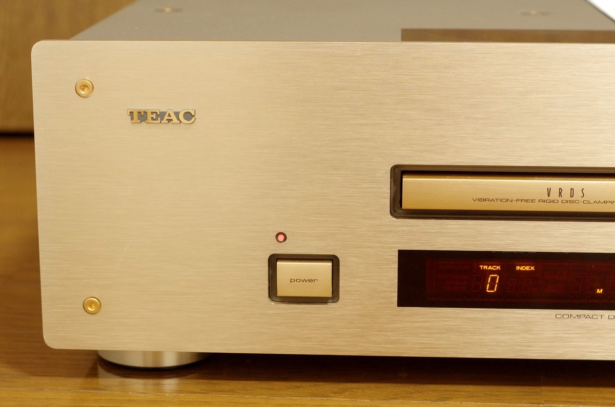 TEAC VRDS-10 CDプレイヤー / リモコン 説明書付き （ジャンク品