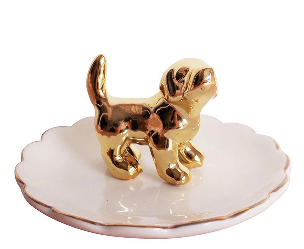 ゴールド貝殻に乗った犬 アクセサリースタンド ゴールド 置物 韓国北欧雑貨 アクセサリー置き 指輪置き おしゃれ かわいい