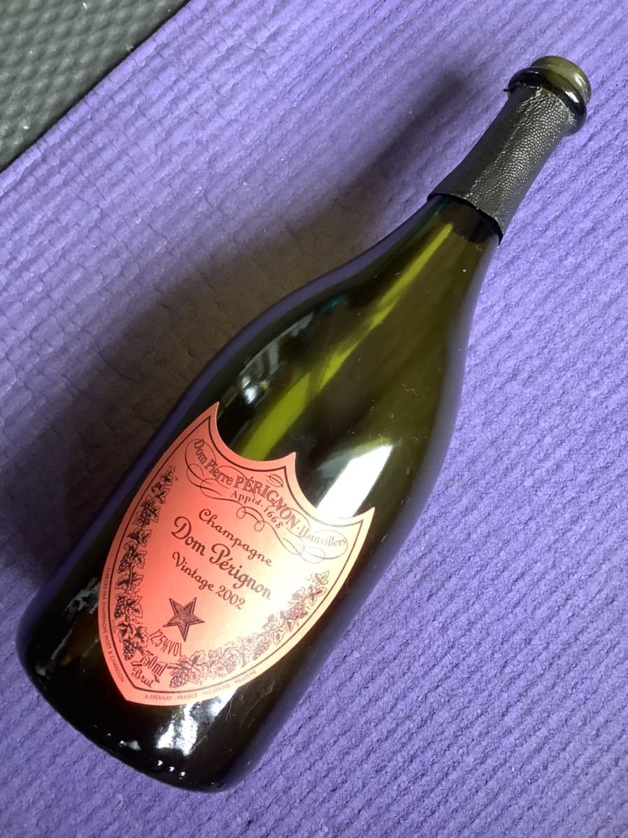 ワイン　空き瓶　ヴィンテージ０２　ドンペリニヨン アンディ　ウォーホル　赤ラベル_画像1
