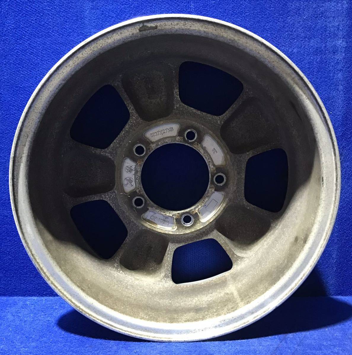 新色追加して再販 スズキジムニー 純正鉄ホイール 16x5J +22 PCD