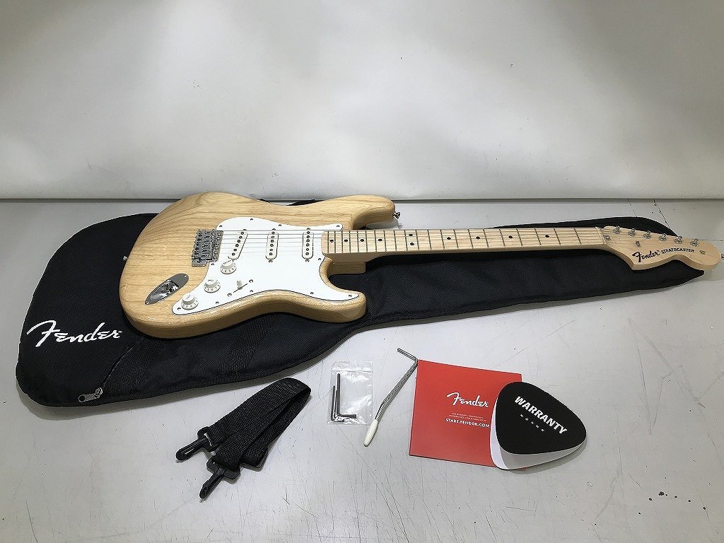 フェンダージャパン Fender Japan エレキギター Traditional Ⅱ 70s
