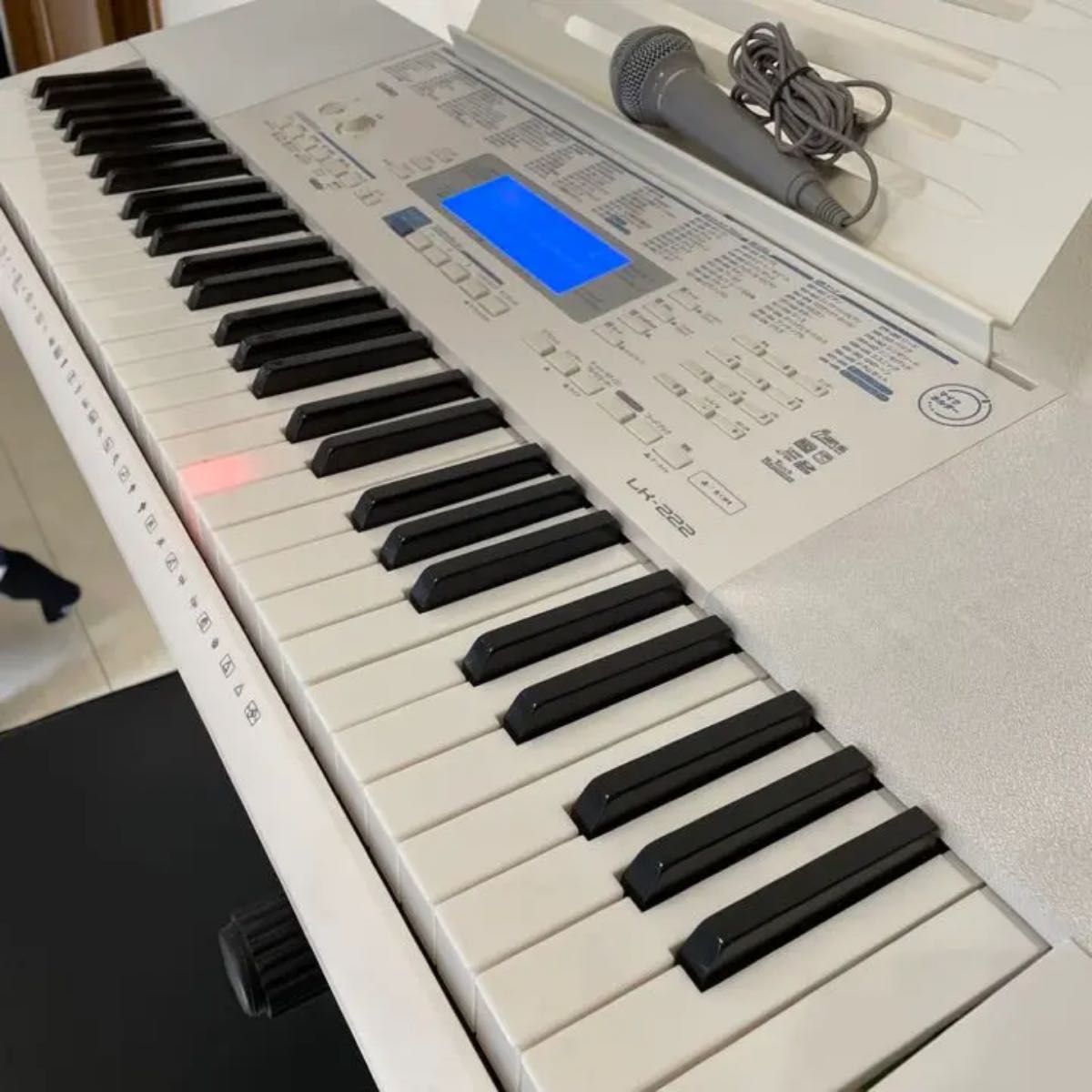 CASIO LK-222 電子ピアノ 光ナビゲーションキーボード スタンド椅子-