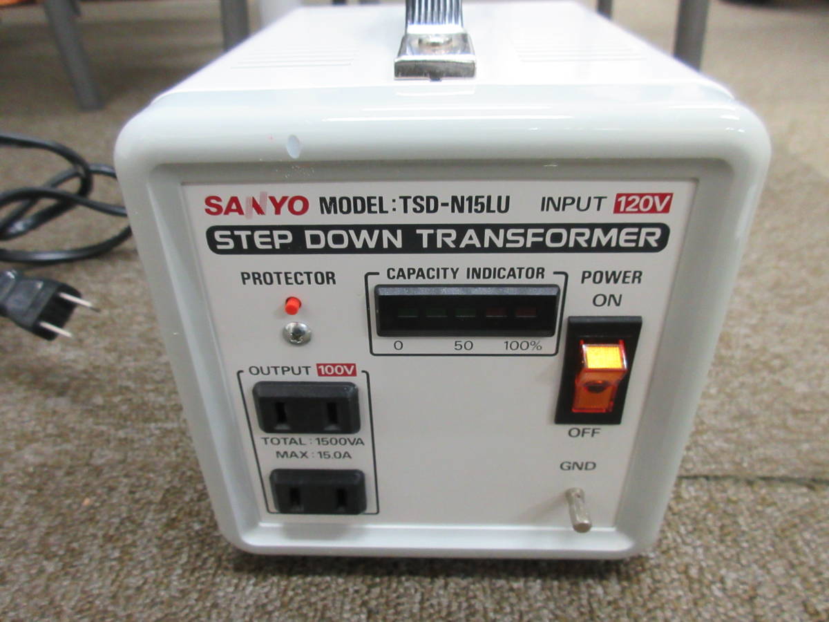 新作入荷!!】 変圧器 ステップダウントランス120V→100V 安全装置付き