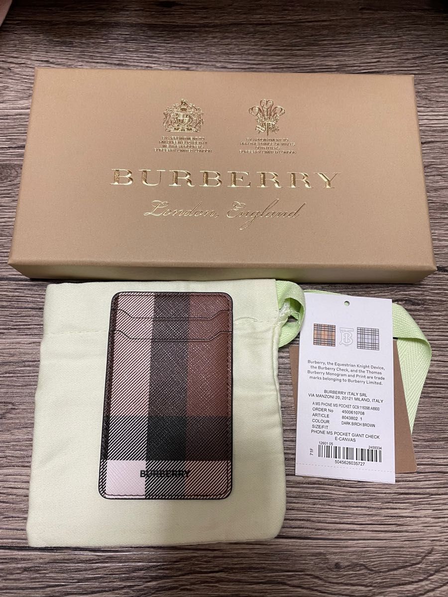 Burberry バーバリー カードケース 定期入れ 未使用 男女兼用