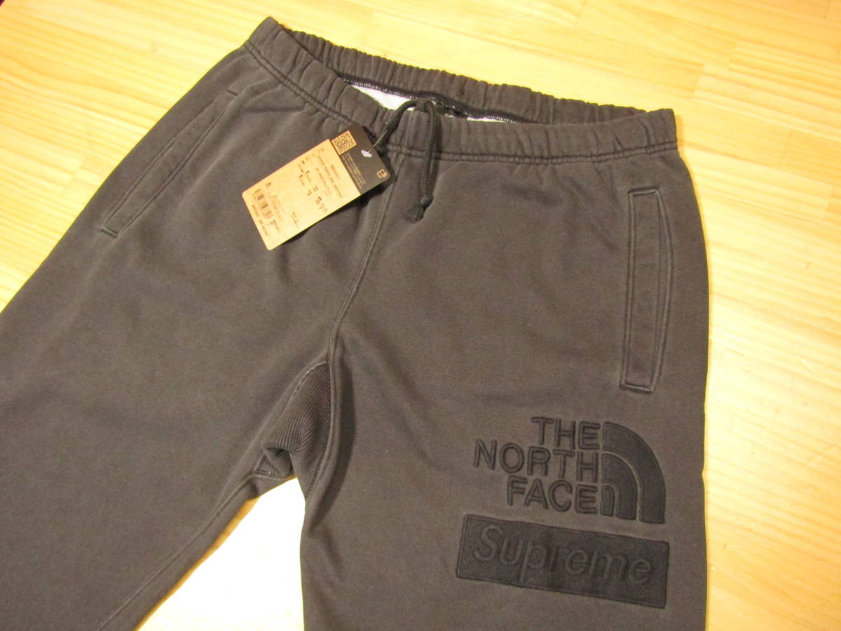 Y送料無料△545未使用品【THE NORTH FACE × Supreme】22FW AW タグ付 NB52201I PIGMENT PRINTED SWEAT PANT ブラック SIZE US S ASIA M