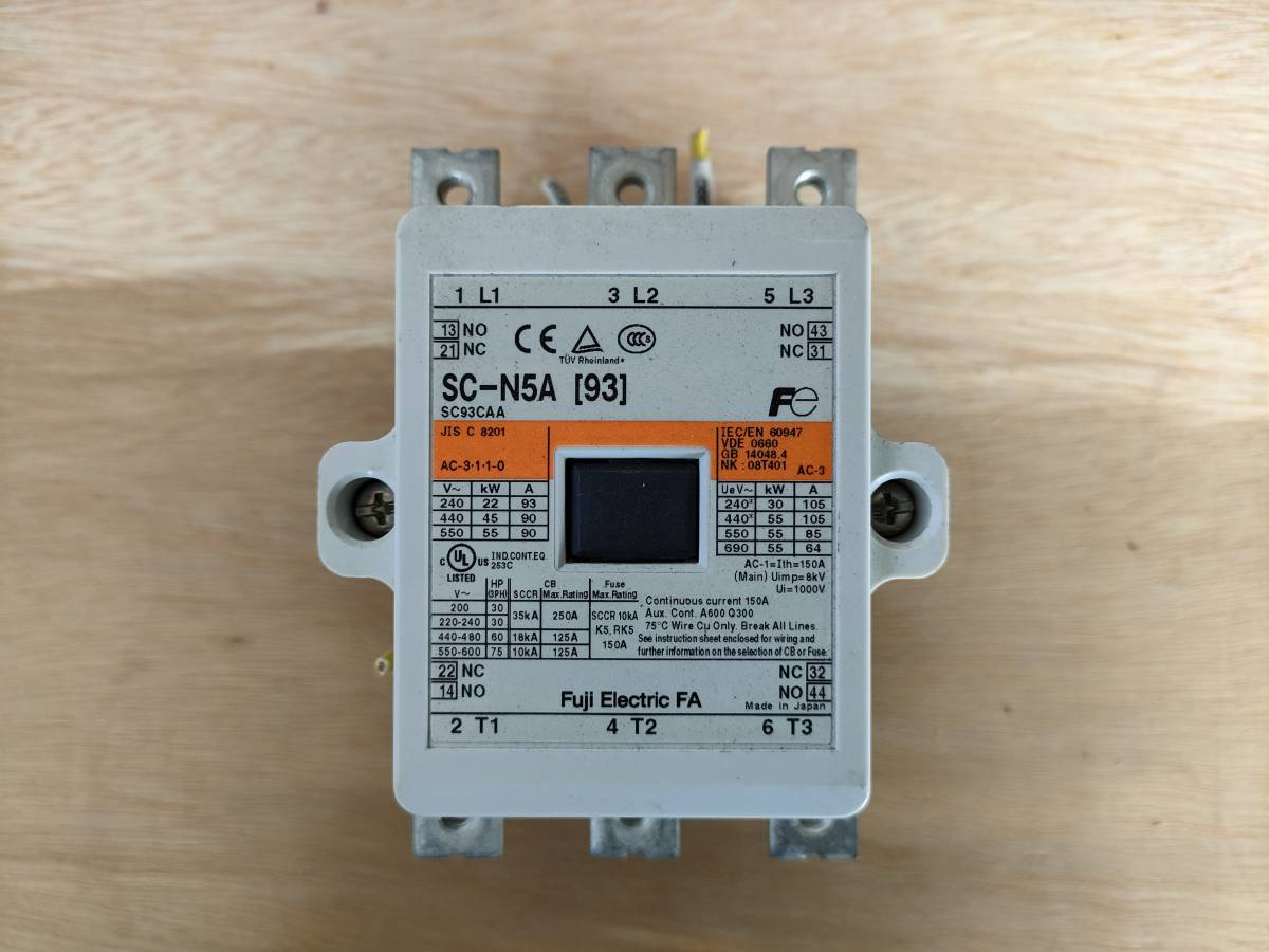 人気商品】 標準形電磁接触器 SC-N5A 富士電機 No.031 その他