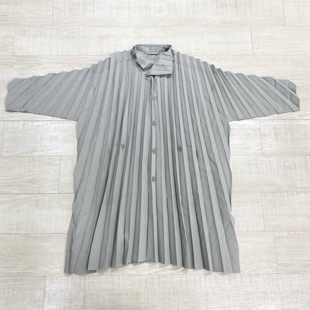 破格値下げ】 わ様専用☆オムプリッセイッセイミヤケ エッジコート