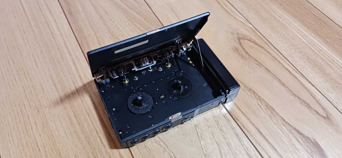 ☆美品☆　AIWA　アイワ CassetteBoy ポータブルカセットプレーヤー HS-PL55_画像4