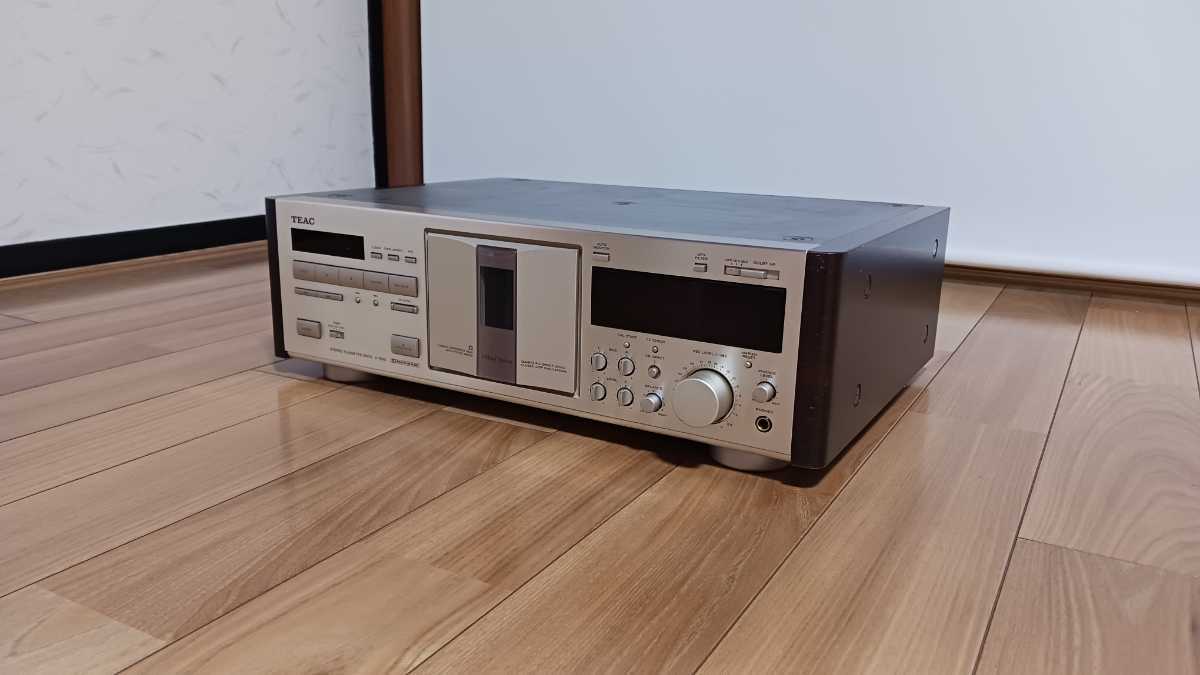 ☆美品☆　TEAC ティアック カセットデッキ V-7010　_画像3