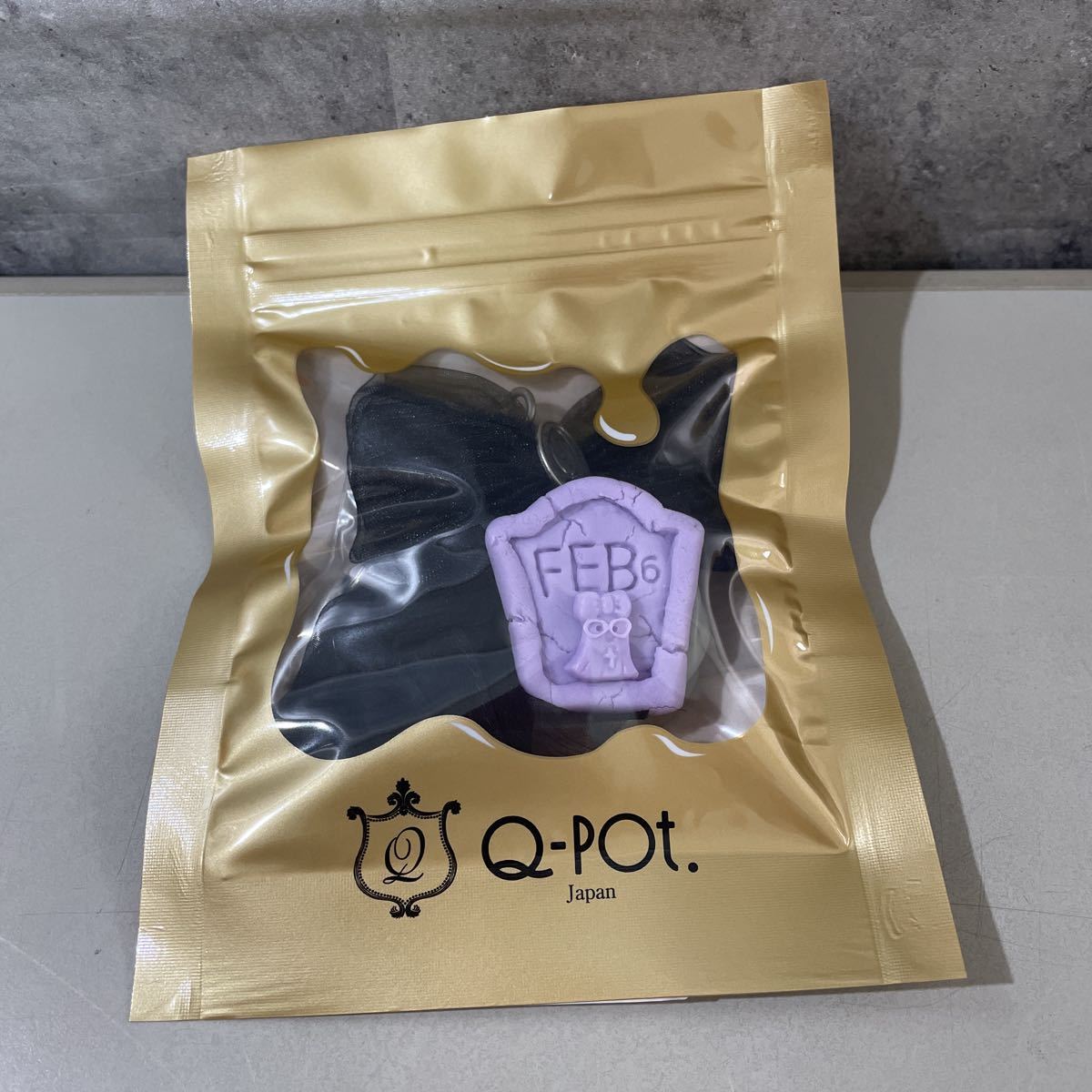 * unused! super-rare *Tommy feburary 6×Q-pot collaboration back charm / bag / Tommy hebn Lee / Tommy feb Rally / cue pot / purple *A1614