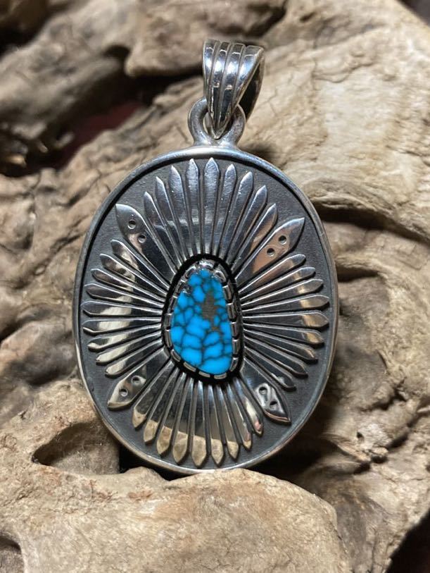  Navajo navajo maru kobigeiMarco Begaye loan mountain turquoise pendant top Indian jewelry Sterling