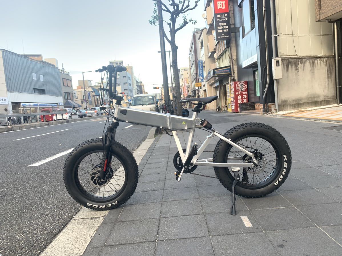 商品未使用 折り畳み電動アシスト自転車20インチバッテリー13AH約60km