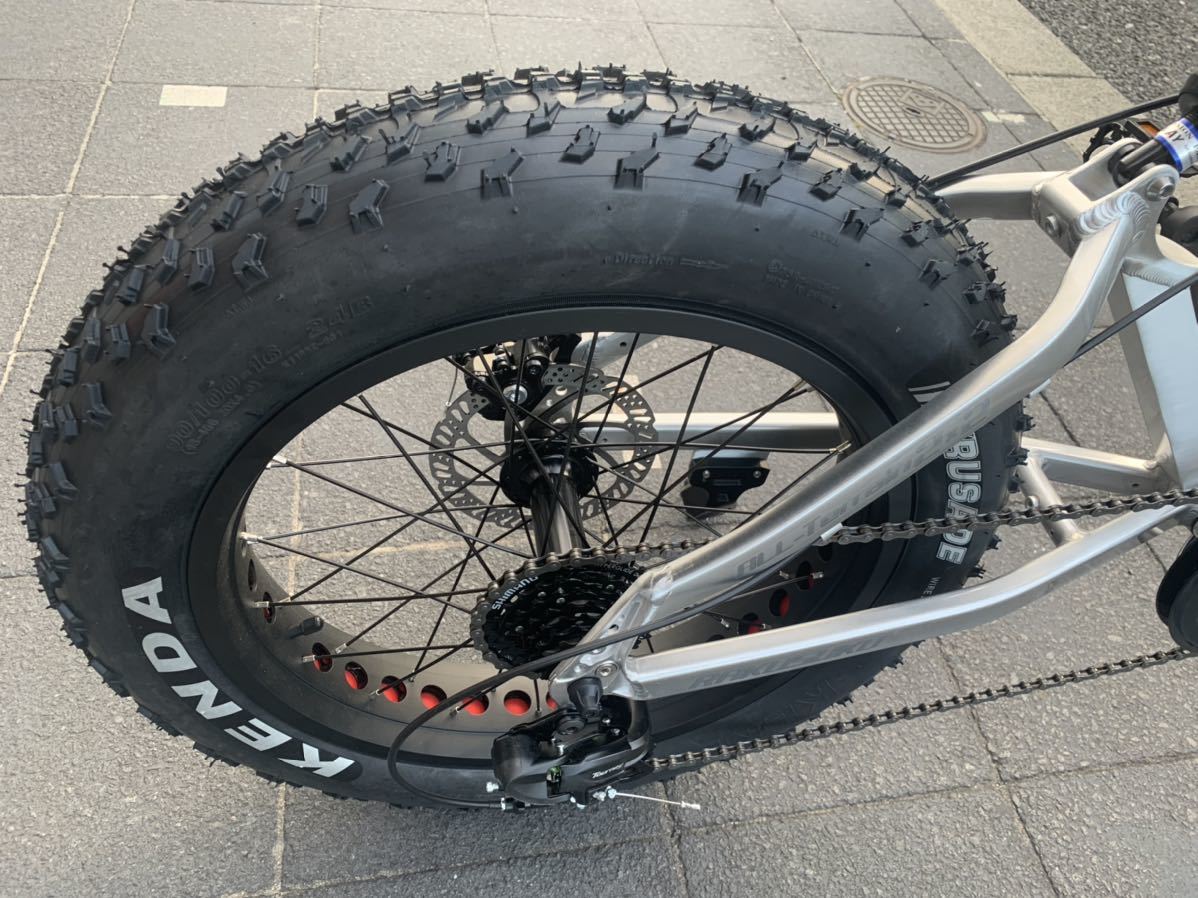 【メール便無料】自転車商品 折り畳み電動アシスト自転車20インチバッテリー13AH約60km 色
