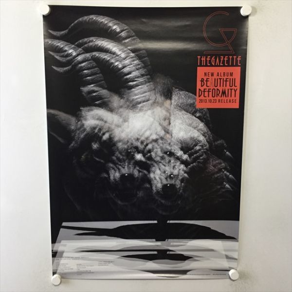 A61045 ◆the GazettE ガゼット BEAUTIFL DEFORMITY 販促 B2サイズ ポスター 送料350円 ★5点以上同梱で送料無料★_画像1