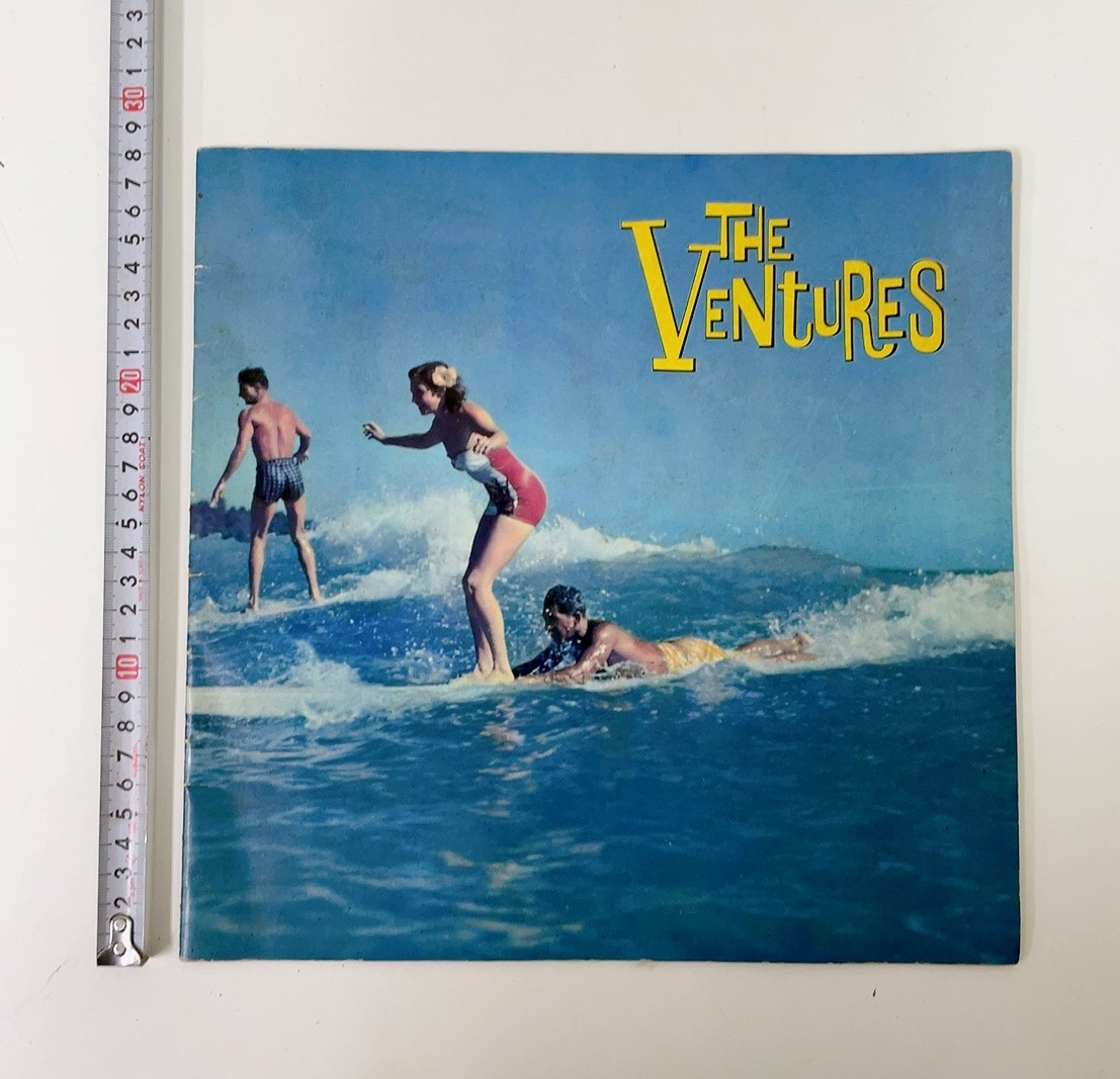  rare *[ The * venturess z1965 year . day .. pamphlet [THE VENTURES JAPAN TOUR \'1965]]3 times eyes. . day! retro /A52-131