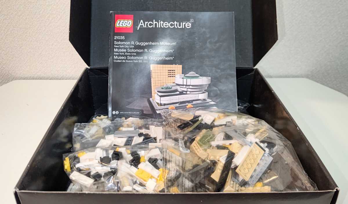 レゴ　LEGO　アーキテクチャー　21035　ソロモン・R・グッゲンハイム美術館　廃盤品　内袋未開封　１円〜　送料無料_画像9