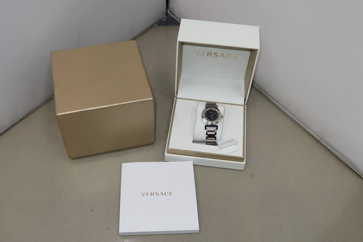 【日本産】 ヴェルサーチ VERSACE △▽未使用 腕時計 クォーツ△▽ P5Q メンズ ヴェルサーチ