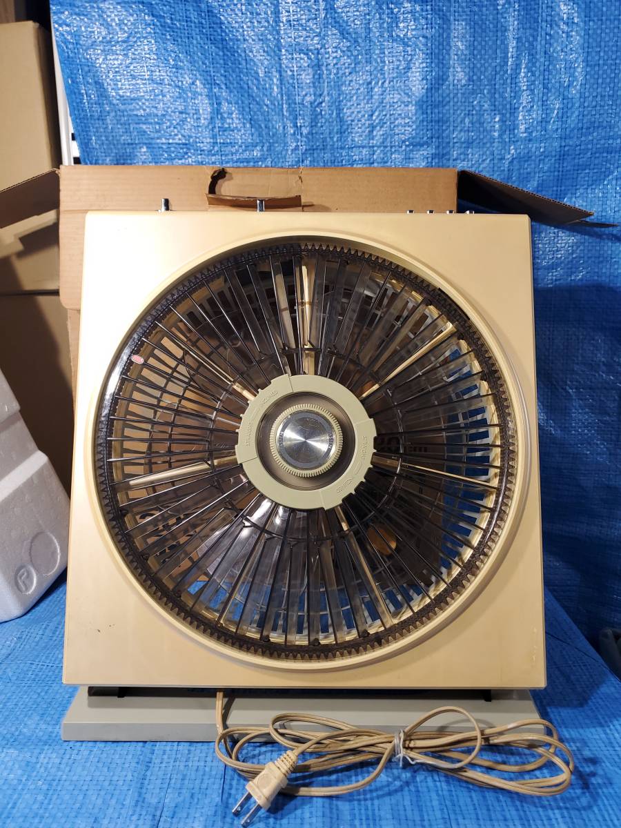 ☆5000円即決! upcb 昭和レトロ HITACHI 日立 扇風機 D-30PCT形 ☆5000円即決! upcb 昭和レトロ HITACHI 日立 扇風機 D-30PCT形