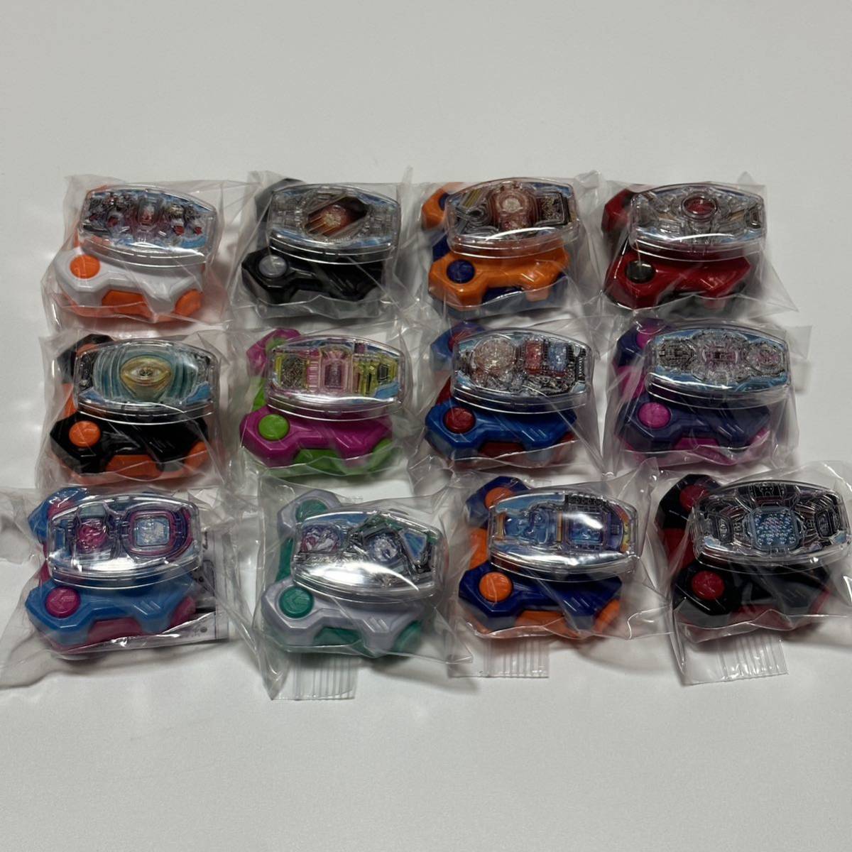ヤフオク! - 仮面ライダーギーツ DX SG GP レイズバックル 大...