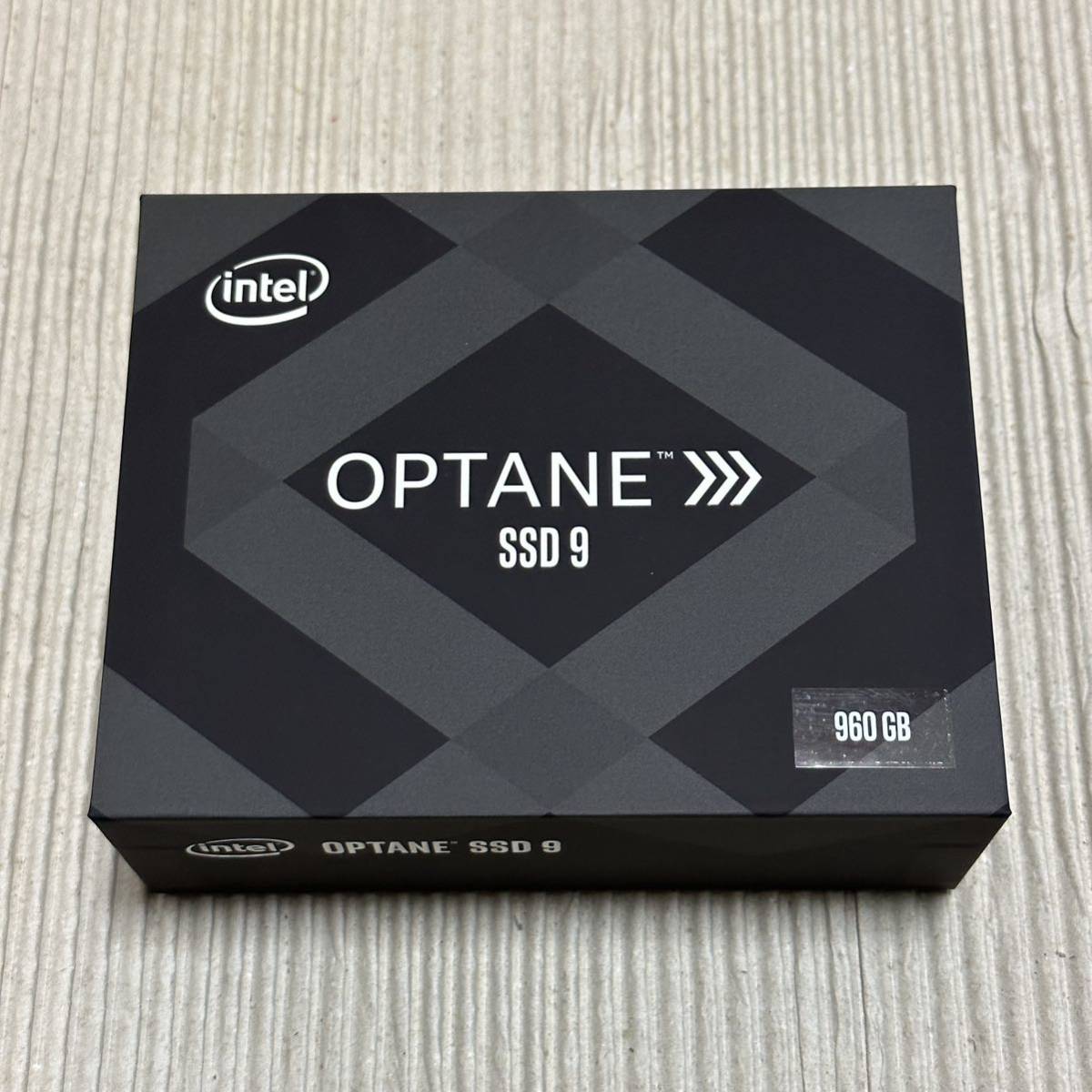 未開封・新品】U 2 SSD Intel Optane SSD 905P シリーズ 960GB 未開封・新品】U 2 SSD Intel Optane SSD 905P シリーズ 960GB