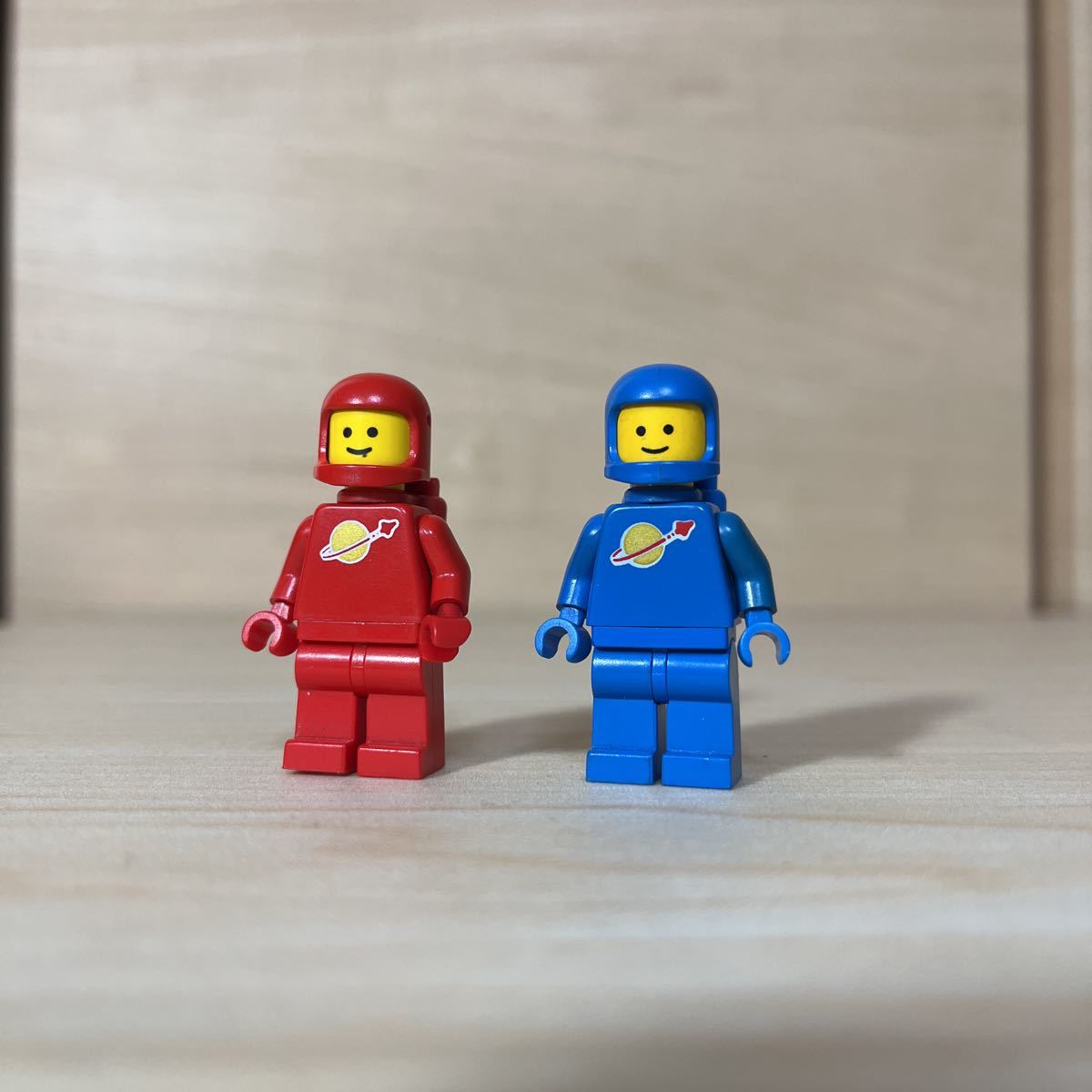 ヤフオク! - LEGO クラシックスペース 2体 宇宙シリーズ レゴ ミ...