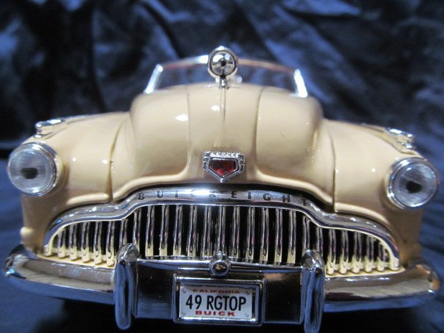 《全国一律送料800円》超希少 １／１８ ビュイックロードマスター 1949年 ベージュ色 Buick Road Master_掲載写真は他の同型モデルを流用致しました