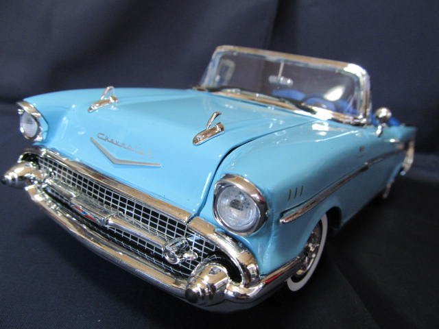 激安先着 ベルエアー シボレー 1/18 《全国一律送料800円》◇超希少 1957年 ベルエア 空色 アーテル