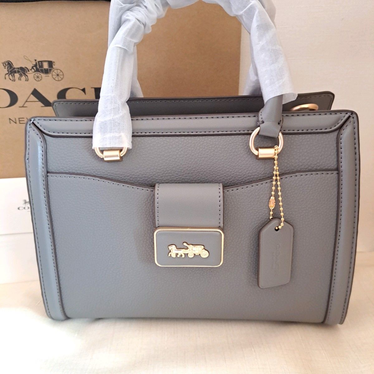 最新作】グレースキャリーオール COACH バッグ ハンドバッグ 最新作】グレースキャリーオール COACH バッグ ハンドバッグ
