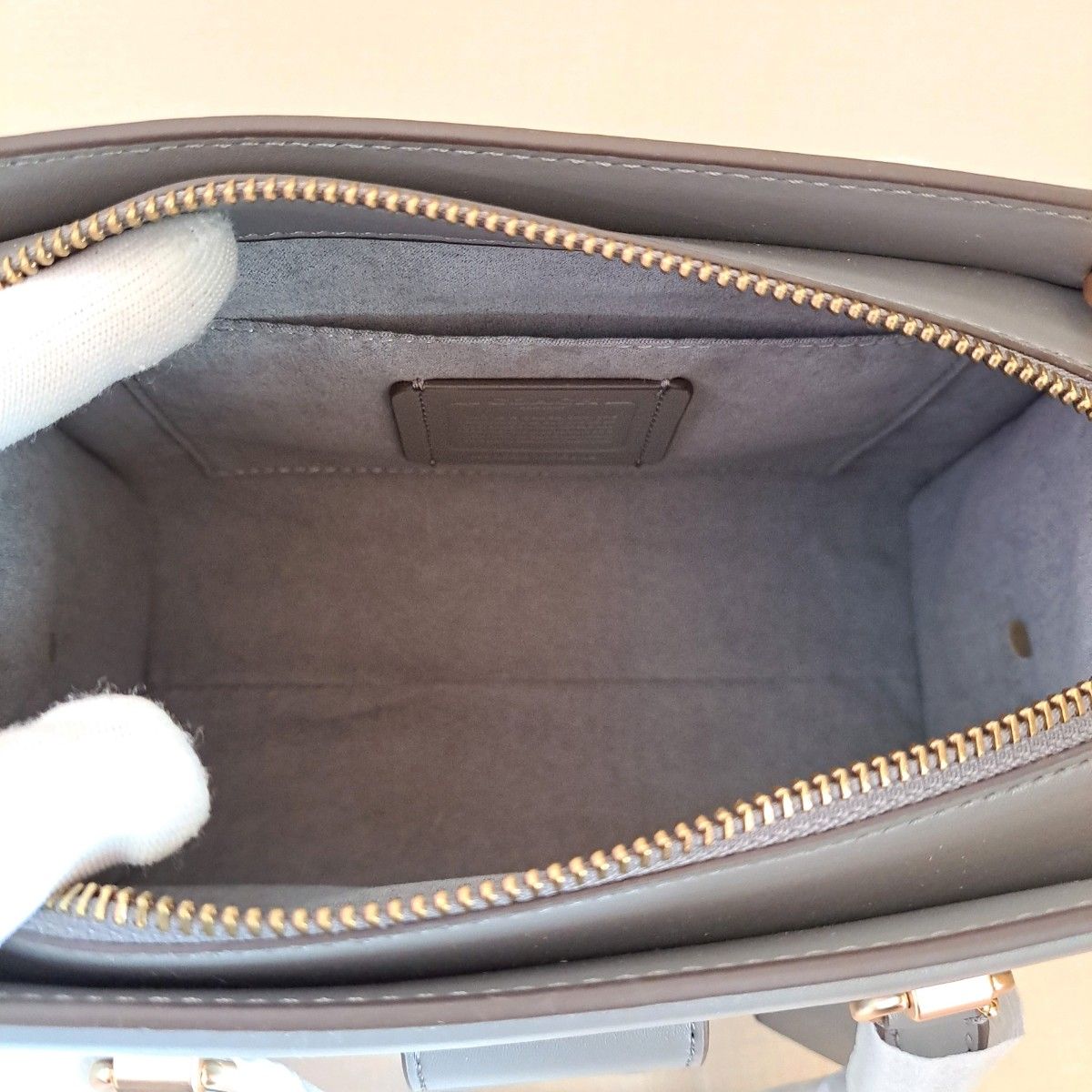 最新作】グレースキャリーオール COACH バッグ ハンドバッグ 最新作】グレースキャリーオール COACH バッグ ハンドバッグ