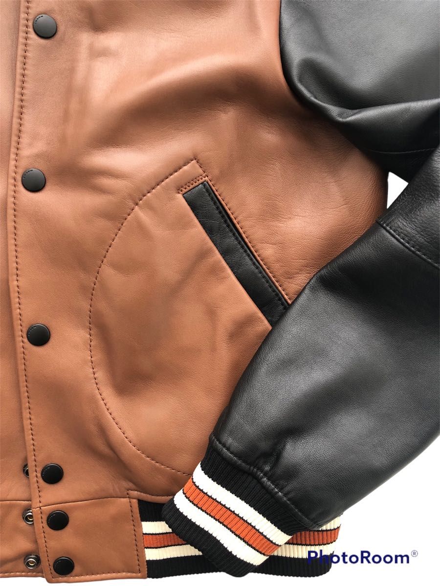 美品 COACH コーチ ラムレザー ライダースジャケット スタジャン 美品 COACH コーチ ラムレザー ライダースジャケット スタジャン
