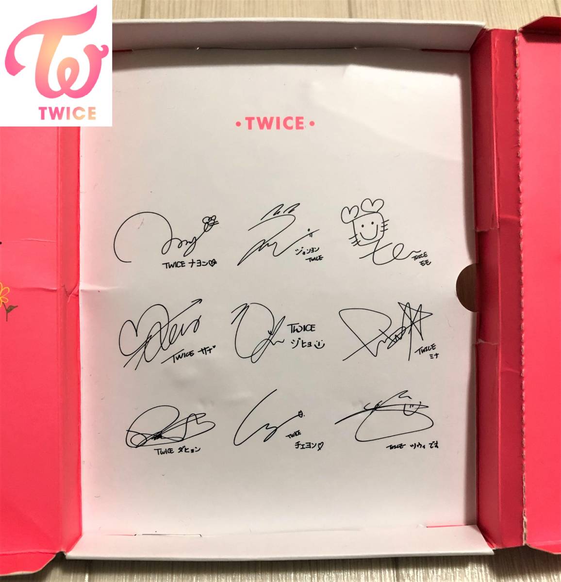 ONCE TWICE JAPAN OFFICIAL FANCLUB FC ファンクラブ 新規会員特典 BADGE ピンバッジ ピンバッヂ 2個セット K-POP 韓流 限定品 非売品