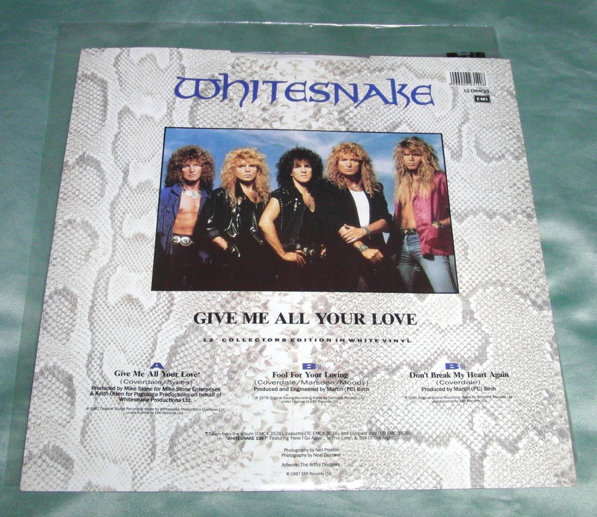 12inch Collectors Edition Whit Vinyl：WHITESNAKE ホワイトスネイク／GIVE ME ALL YOUR LOVE_画像2