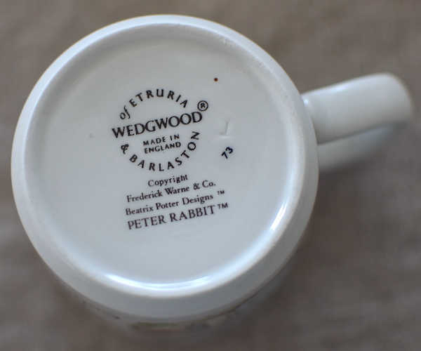 ウェッジウッド ピーターラビット マグカップ (旧刻印 イギリス製）(73)_画像4