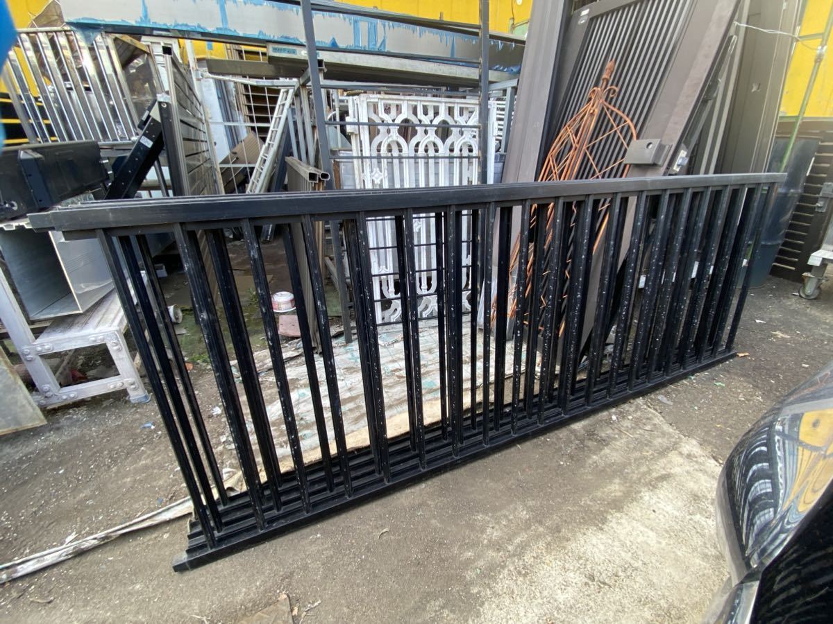  day light aluminium sash fence width approximately 197.5cm height approximately 72cm 4 pieces set 