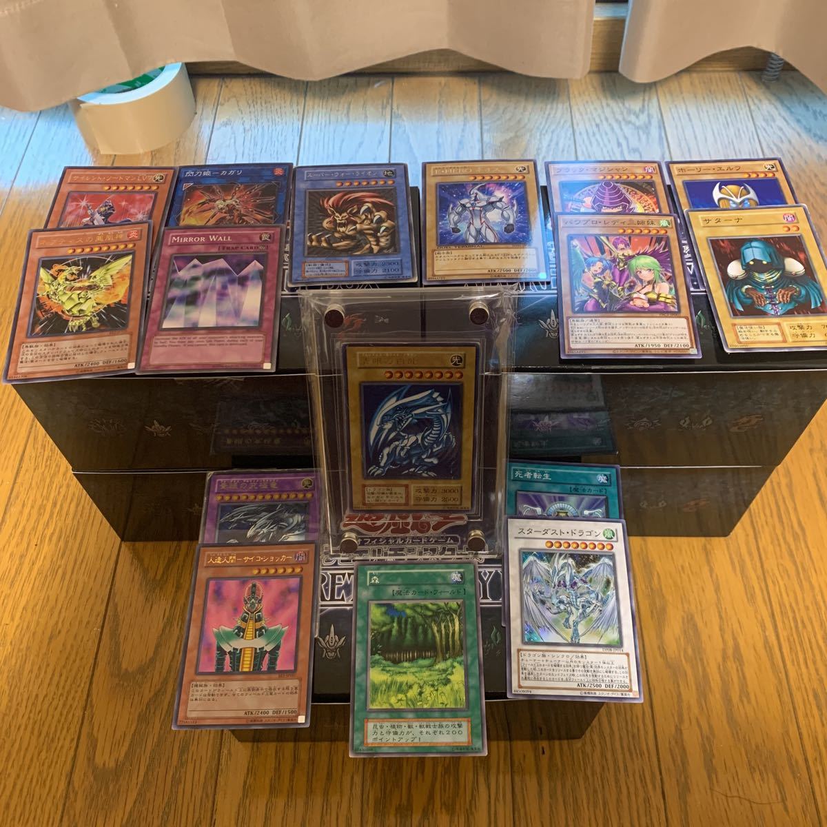 競売 【引退品】遊戯王 約3000枚 字レア ノーマル まとめ売り カード