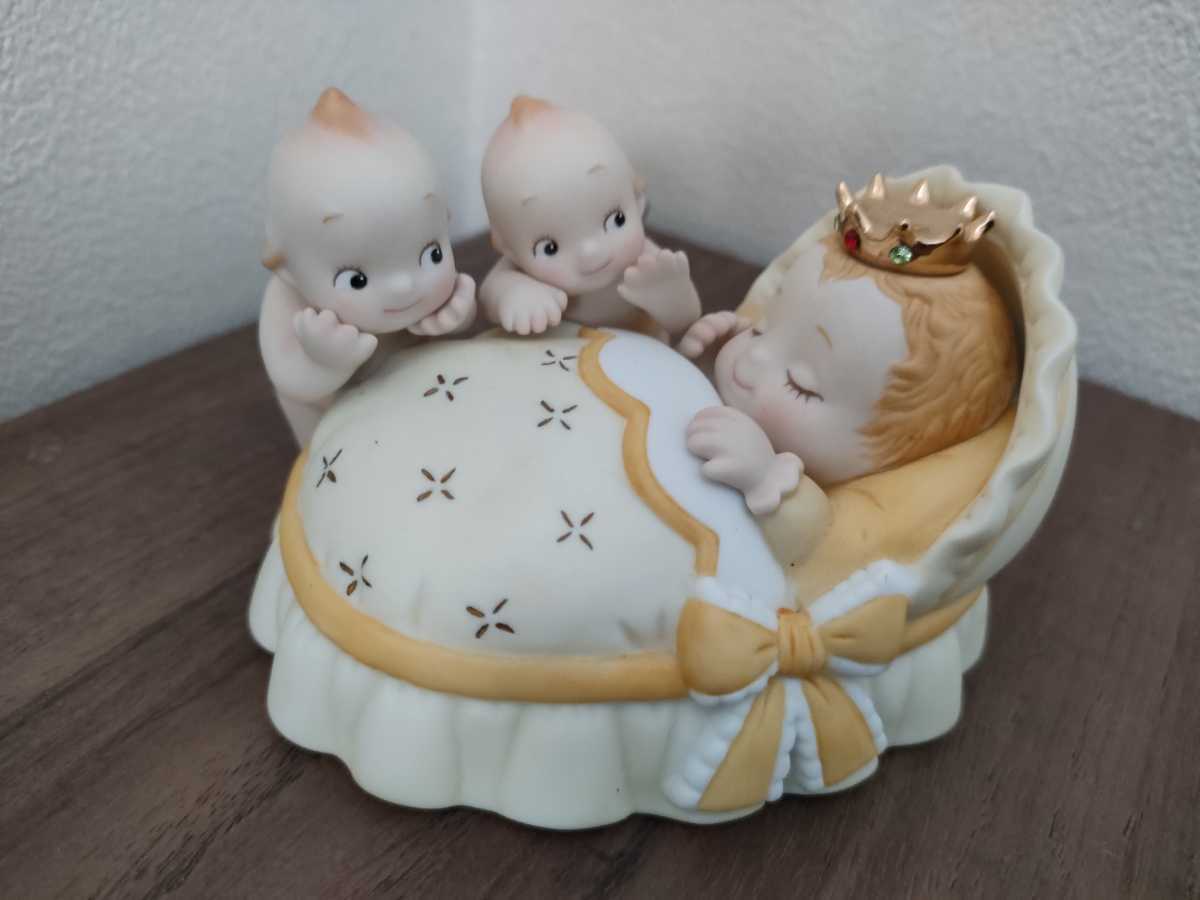 ヤフオク! - 加藤工芸 キューピー ロイヤルドリーム 陶器人形 フィギュ...