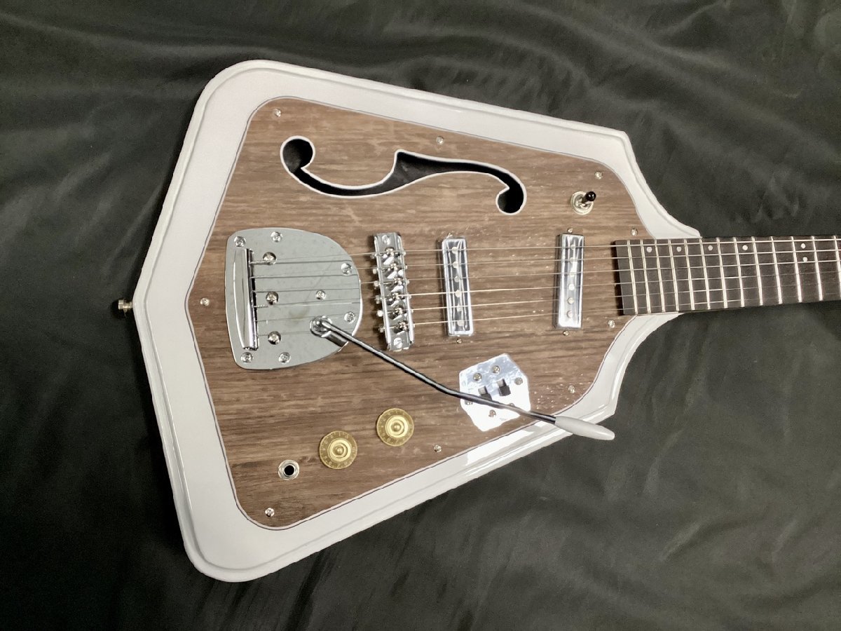 ヤフオク! - EASTWOOD GUITARS CALIFORNIA REBEL/White(イー...