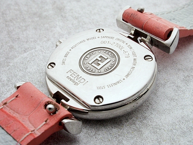 新作揃え新作揃えFENDI Orologi オロロジ 320l 12Pダイヤ付き 腕時計 
