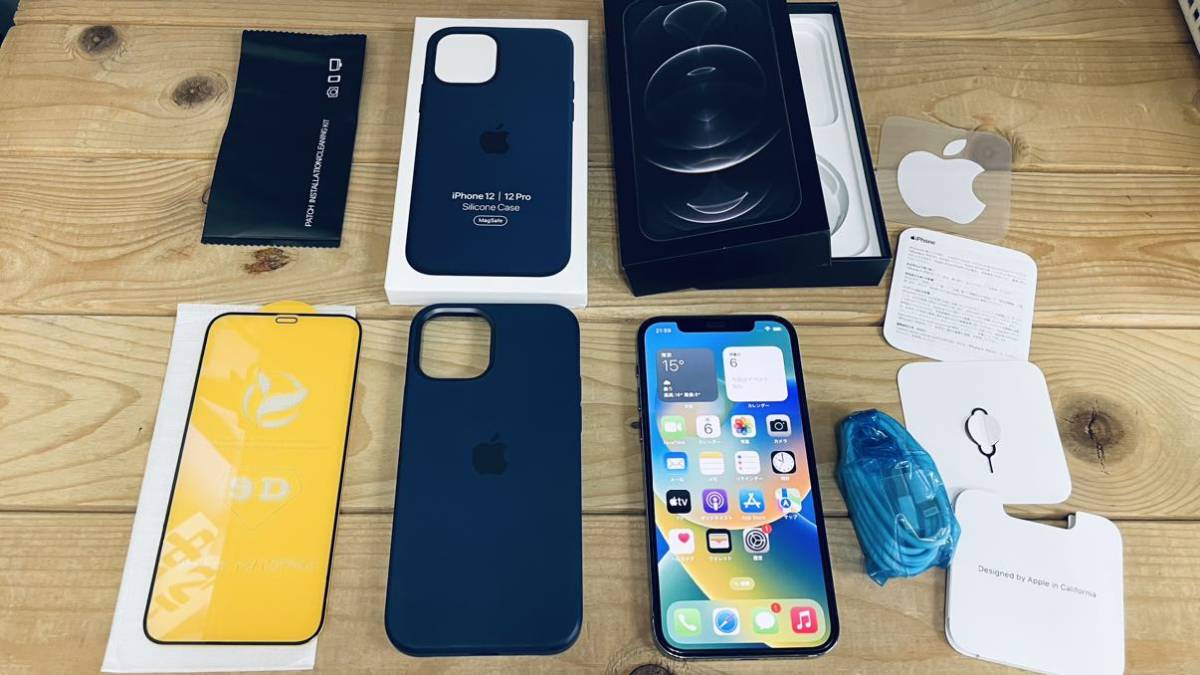 夏・お店屋さん 美品 iPhone 12 Pro 256GB SIMフリー 純正ケース付