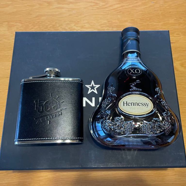 ヘネシーXO Hennessy / ZENITH 150rh Anniversary スキットル付属 VIP特別品