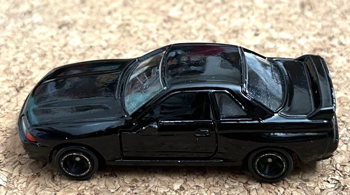 ◇トミカ 日産 スカイライン GT-R VスペックⅡ R32 ブラック 中古 ミニカー 現状 黒 32R_画像3