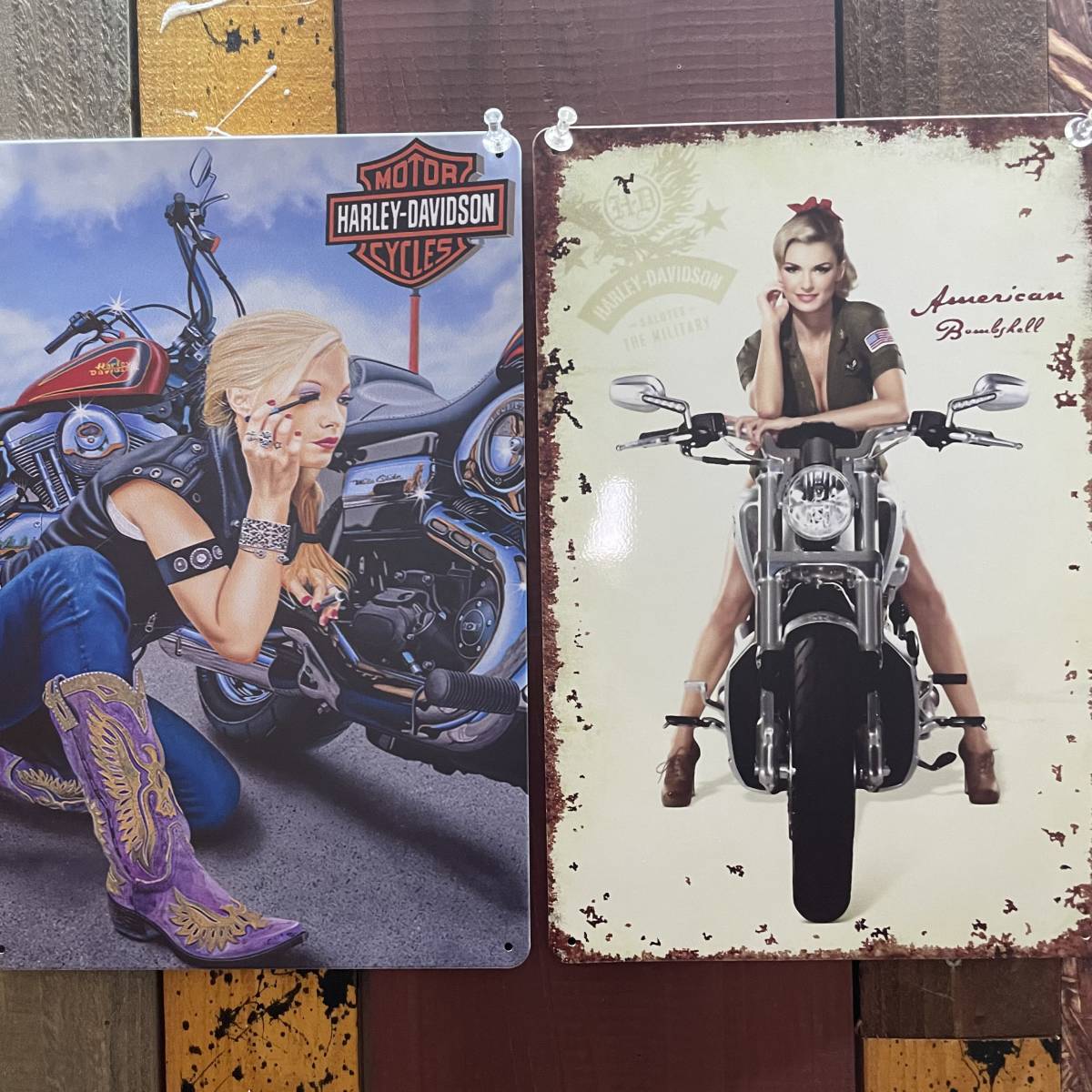 新品 壁掛けプレート セクシーガール バイク女子 金属パネル 壁飾り ポスター