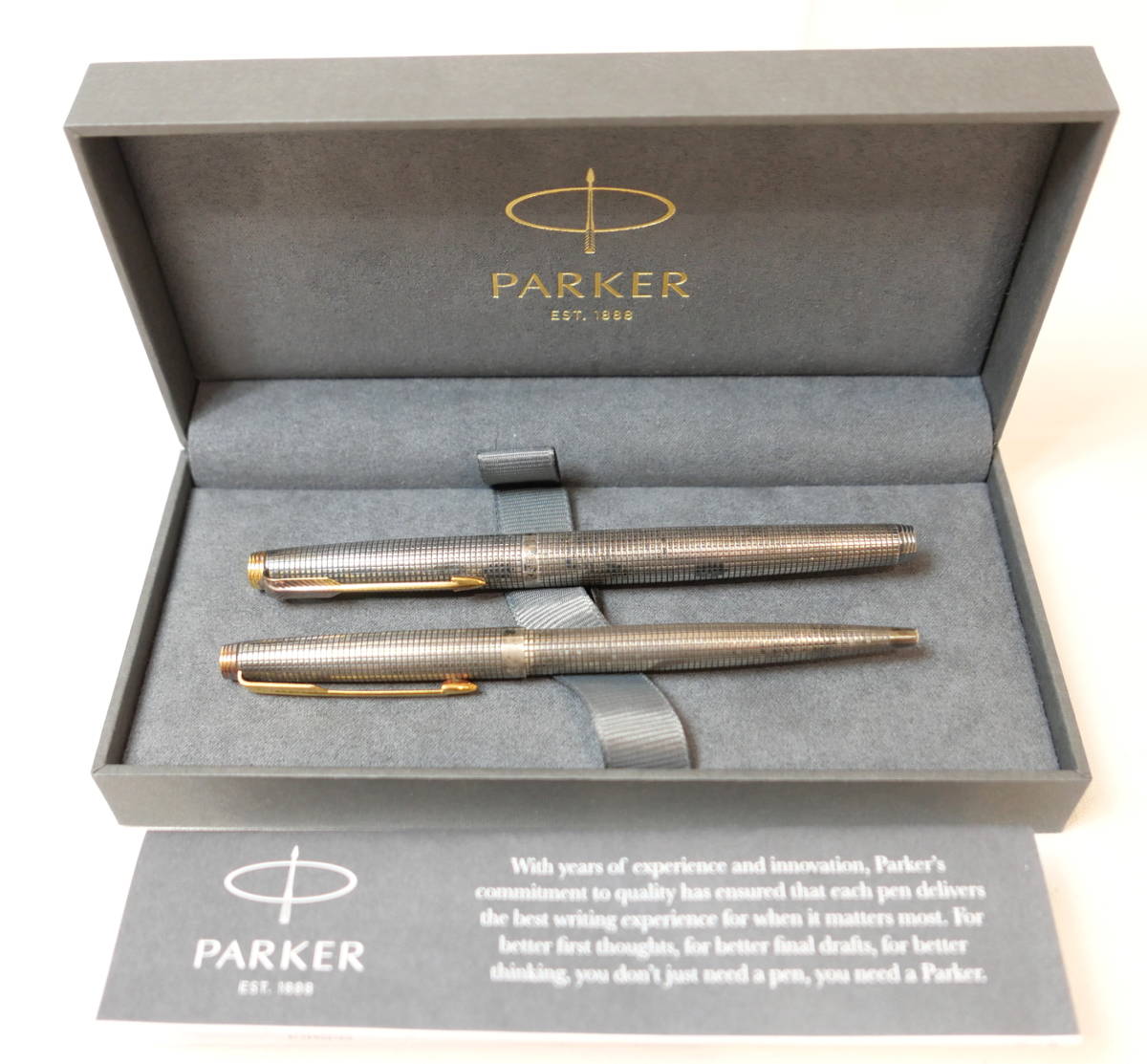 新しく着き 万年筆 パーカー PARKER ペン先 スターリング CAP＆BARREL